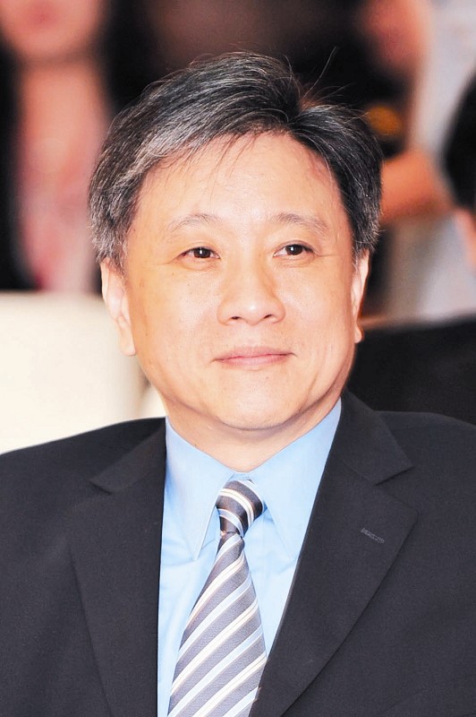 中常委洪秀柱,台湾东森电视台总经理陈继业率领的由台湾幼儿园经营者