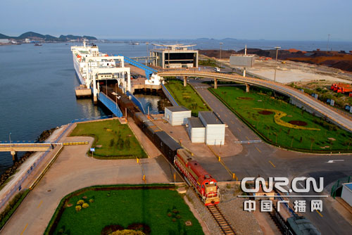 铁生 通讯员高达宣)今天,国家发改委结束了对烟大铁路轮渡工程的验收