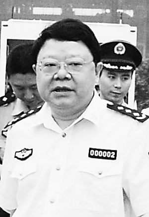 "你们审问我的方法,是我以前审问罪犯的方法"