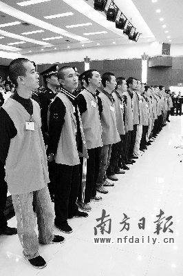 万州"涉黑"团伙被控5宗罪