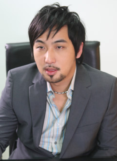 联合报中新网6月2日电 据台湾联合新闻网报道,胡瓜女婿李进良近日又被