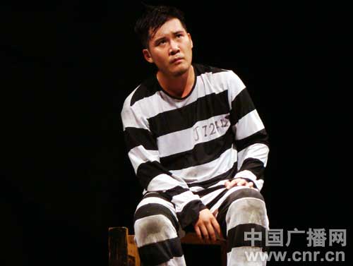 《一个无政府主义者的意外死亡》重登首都剧场_新闻中心_新浪网