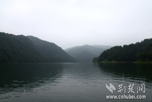 金龙泉漳河源头探究 一眼泉水滋养近千村民几代人