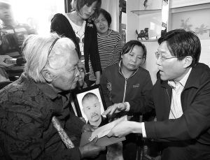 受省委常委,市委书记孙瑞彬的委托,市委常委,宣传部部长孙万勇昨日