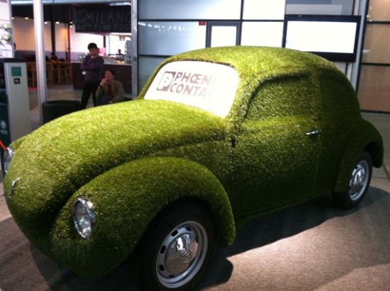 绿草皮"甲壳虫"