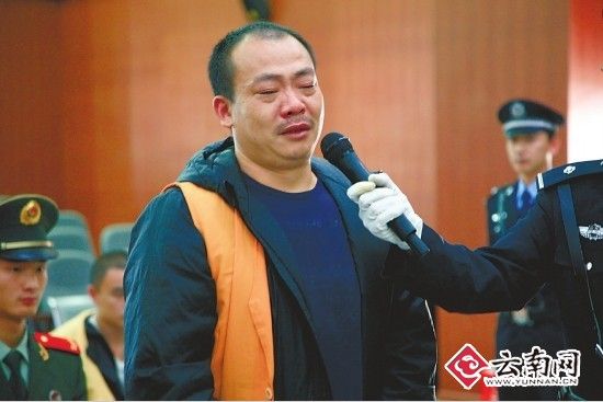 云南泸西爆炸枪击案庭审结束 黑老大被控12宗罪