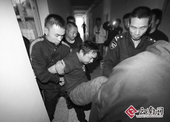 昆明"女大学生被劫持案" 明天开审