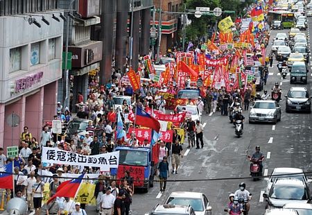 捍卫主权,维护渔权的立场绝不改变,钓鱼岛为"中华民国"固有领土,台湾