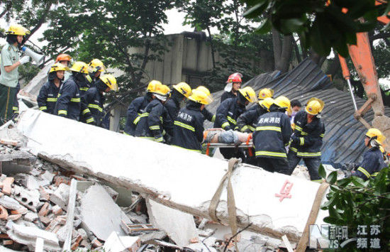 11日上午,苏州市一燃气公司生活区办公楼食堂发生一起爆炸事故,目前已
