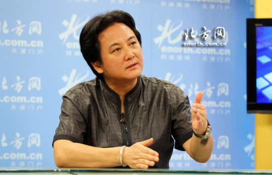 《寻路》导演张多福做客北方网新闻会客厅主持人:两集播出之后观众也