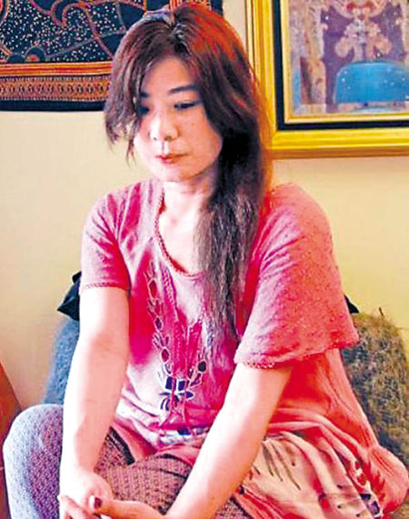 华裔美女记者白晓红