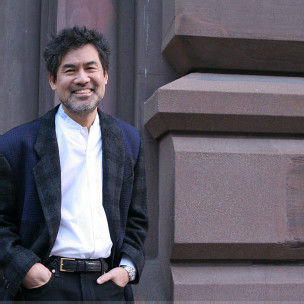 美华裔剧作家黄哲伦让东方人物在西方舞台发声