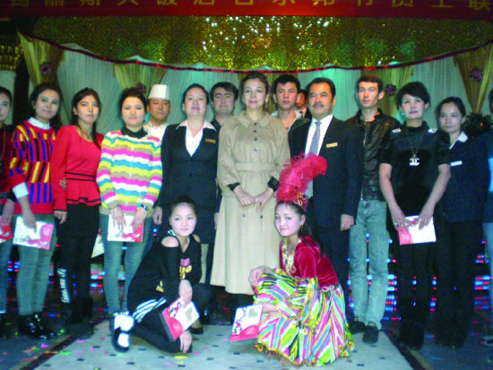 突玛丽斯大饭店的员工在庆祝"员工日".