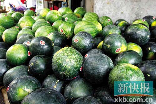 西瓜怎么挑生熟 2834694149.jpg