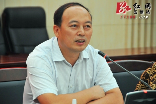 > 正文     孙银生肯定了优化"三边"环境工作取得的成绩   红网岳塘站