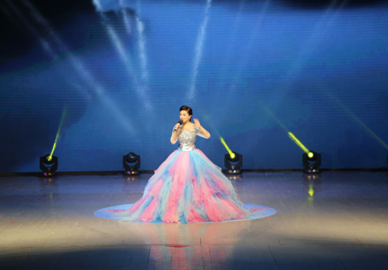 资兴第二届"东江湖上摆歌台"大赛落下帷幕