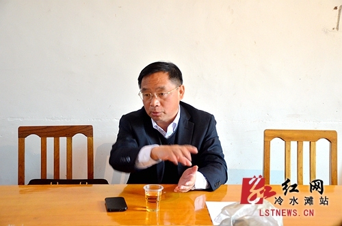 永州市冷水滩区委书记欧阳元初深入花桥街调研