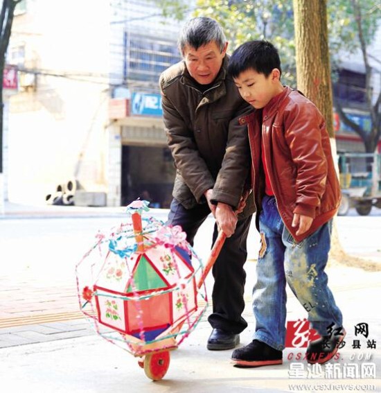 长沙县双江通发掘传统文化锣鼓亭子滚灯车成功申遗