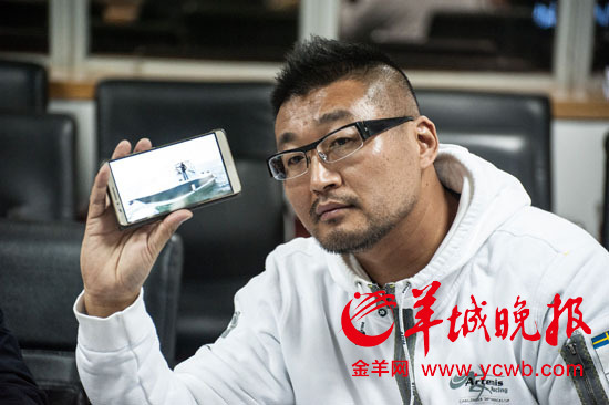 点,自称事件涉事船船主的北京人王晓东,与当事人李某的律师罗建斌两人