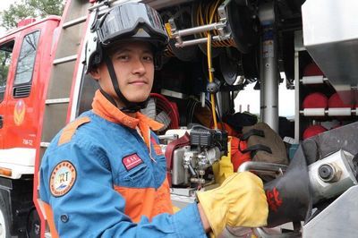 台湾消防猛男执勤被拍网友惊呼帅翻了图