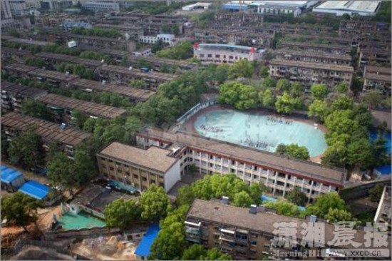 长沙桐梓坡小学五一拆迁岳麓区组织家长会