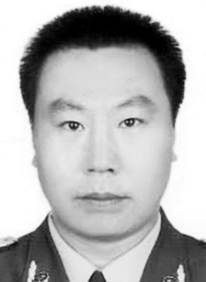 曾满军(第二炮兵某部技术营营长):爱军精武,从一名普通的大学生成长为