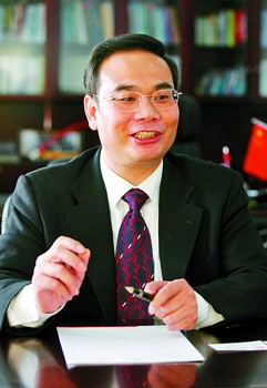 人物名片易小刚三一集团技术总裁当选理由只要设计单位能把建筑设计多