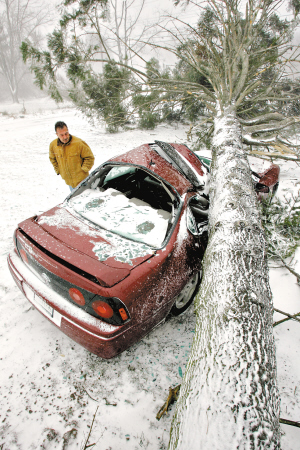 暴风雪袭击美国