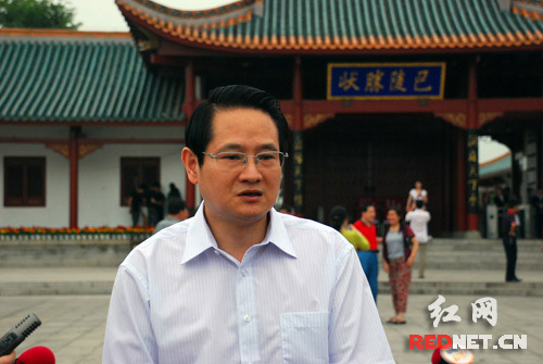 岳阳市委书记易炼红:要办成有人文特色的圣火传递