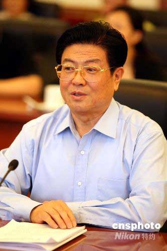 王兆国出席人大常委会未成年人保护法执法检查组会议