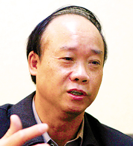 市委常委,常务副市长苏泽群昨天接受本报