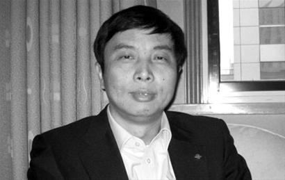 荆楚网消息 (楚天金报) 图为:唐薇近照图为:重庆市规划局原局长蒋勇