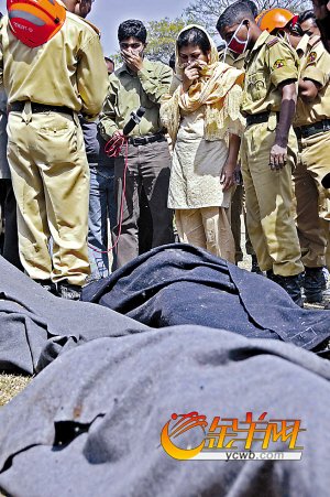 孟哗变士兵面临绞刑