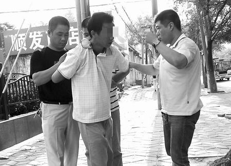 凌晨时分"神秘人"纷纷落网 郑州警方侦破全省最大盗窃案,目前已侦破