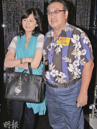 香港知名富豪喜宴上豪饮出事 送院后无大碍(图)_新闻中心_新浪网