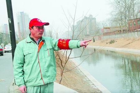 "北京好人"李高峰该出手时就出手