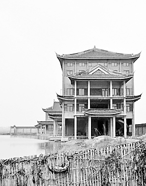 最牛豪宅藏身江苏金坛经查主人系亿万富商当地政府辟谣称是主题公园