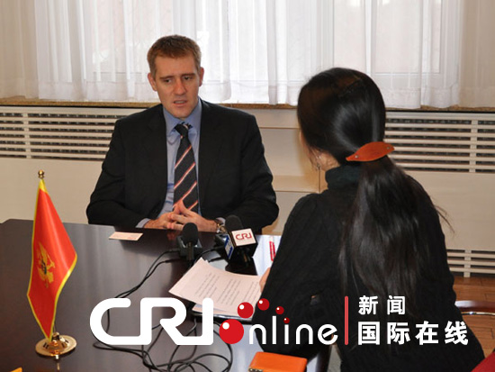 于希 张俊):正在中国进行访问的黑山共和国副总理兼财政部长伊格尔