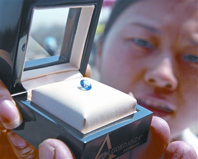 骨灰钻石传递思念