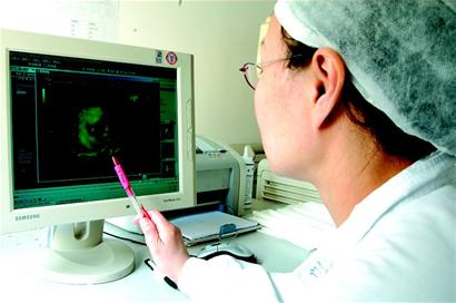 几个月可以做腹部b超 1271283870_anxh33.jpg