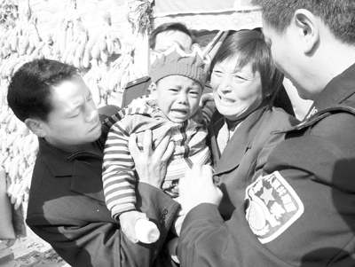 菏泽警方成功解救被拐卖儿童