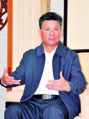 信息时报记者还采访了横沥镇委书记,镇人大主席卢少雄,道滘镇委书记
