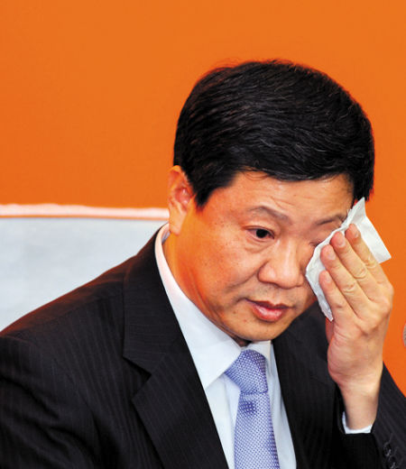 忆及邓公数度哽咽
