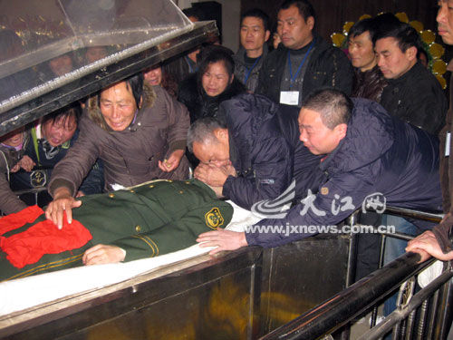 追记见义勇为英勇牺牲的退伍战士李超