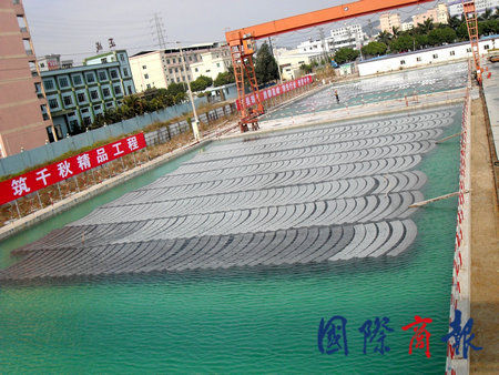 据项目经理周阳宗介绍,项目部建有完善的监控系统,各工区监控视频通过
