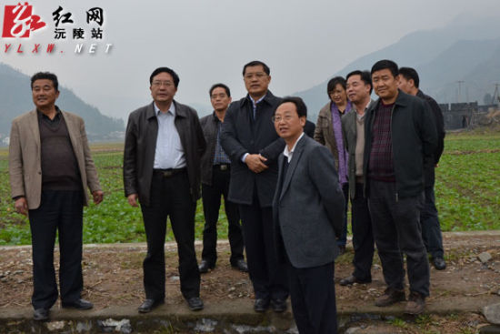 省财政厅副厅长欧阳煌一行来沅陵调研扶贫开发项目工作