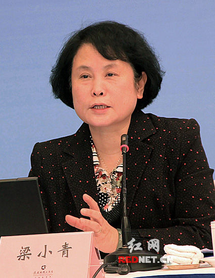 > 正文  对于如何打破这一瓶颈,梁小青表示,唯有技术的进步以及被利用