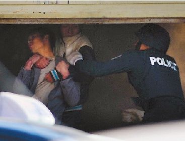 昆明警方成功处置一起人质劫持事件