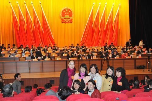 惠州市人代会闭幕 候经能当选人大副主任