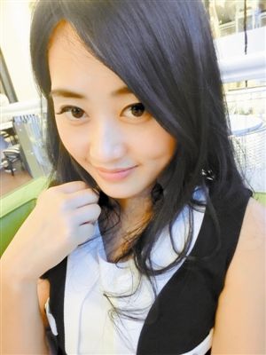 今日女郎:熊琳,现就职于南航空中乘务员,喜爱旅游.